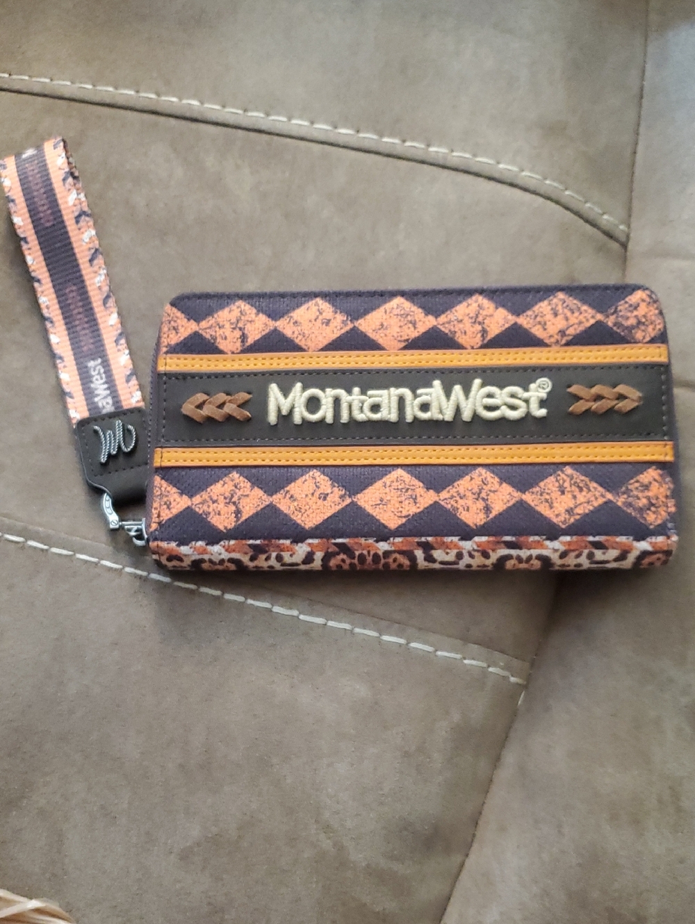 NWT Montana West Wristlet